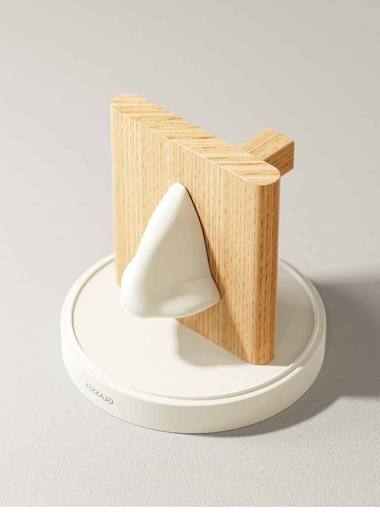 Creative Nose-Shaped Eyeglasses Holder Stand
