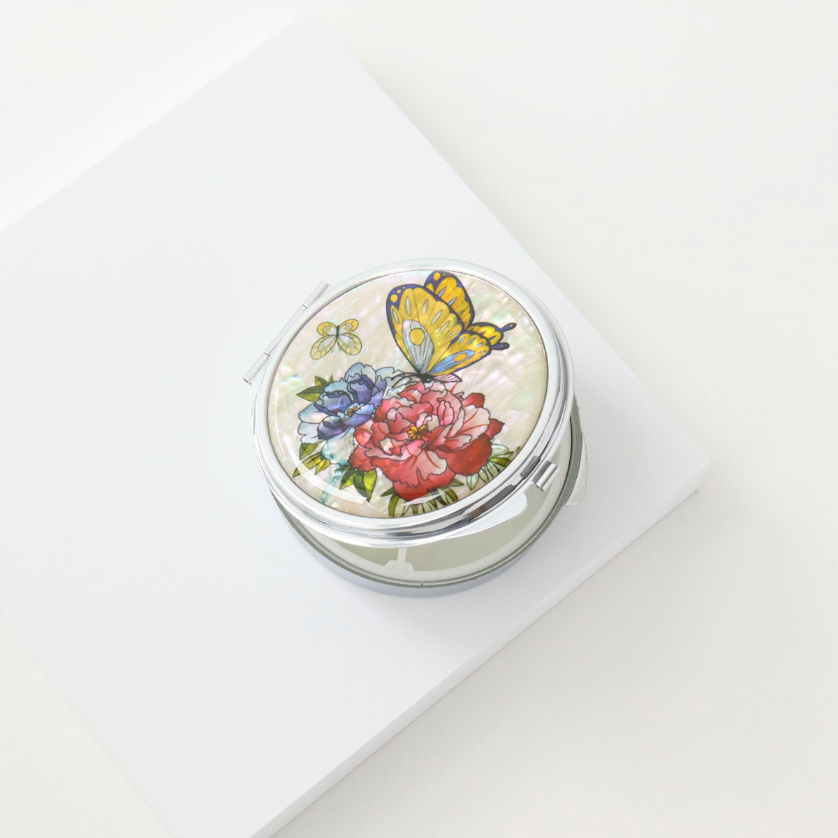 Pearl Compact Pill & Jewelry Case -Large