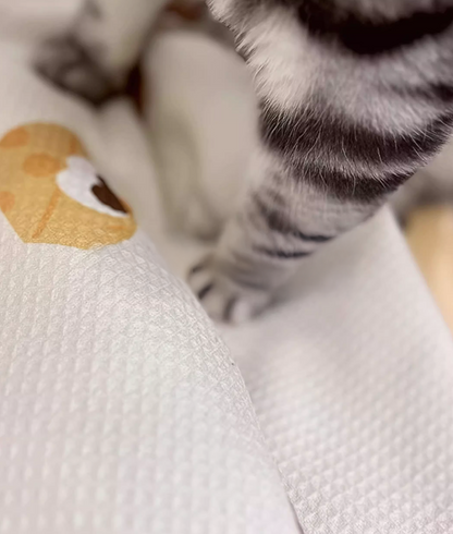 Striped Cat Sofa Cover – Waterproof Blanket Style Couch Protector