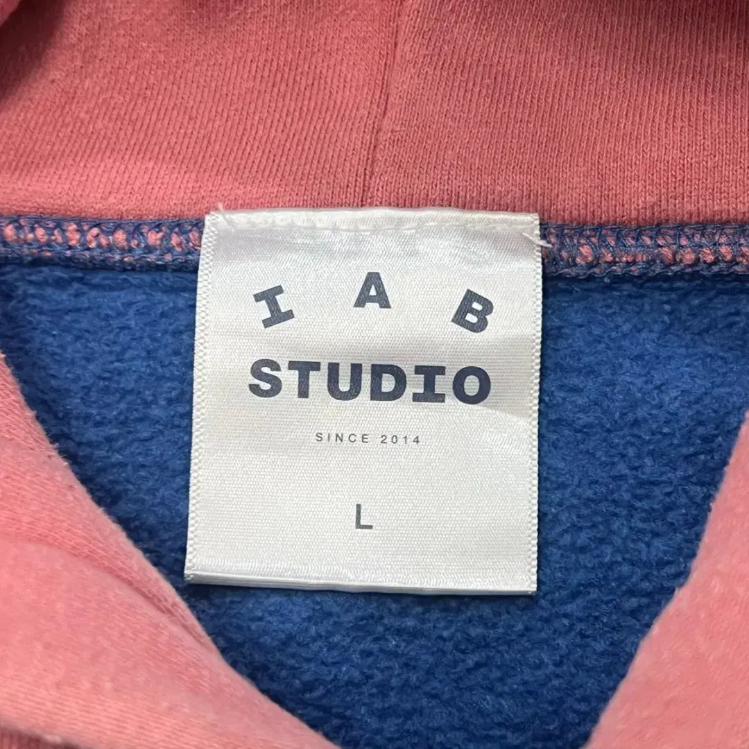 IAB Studio Hoodie (L)