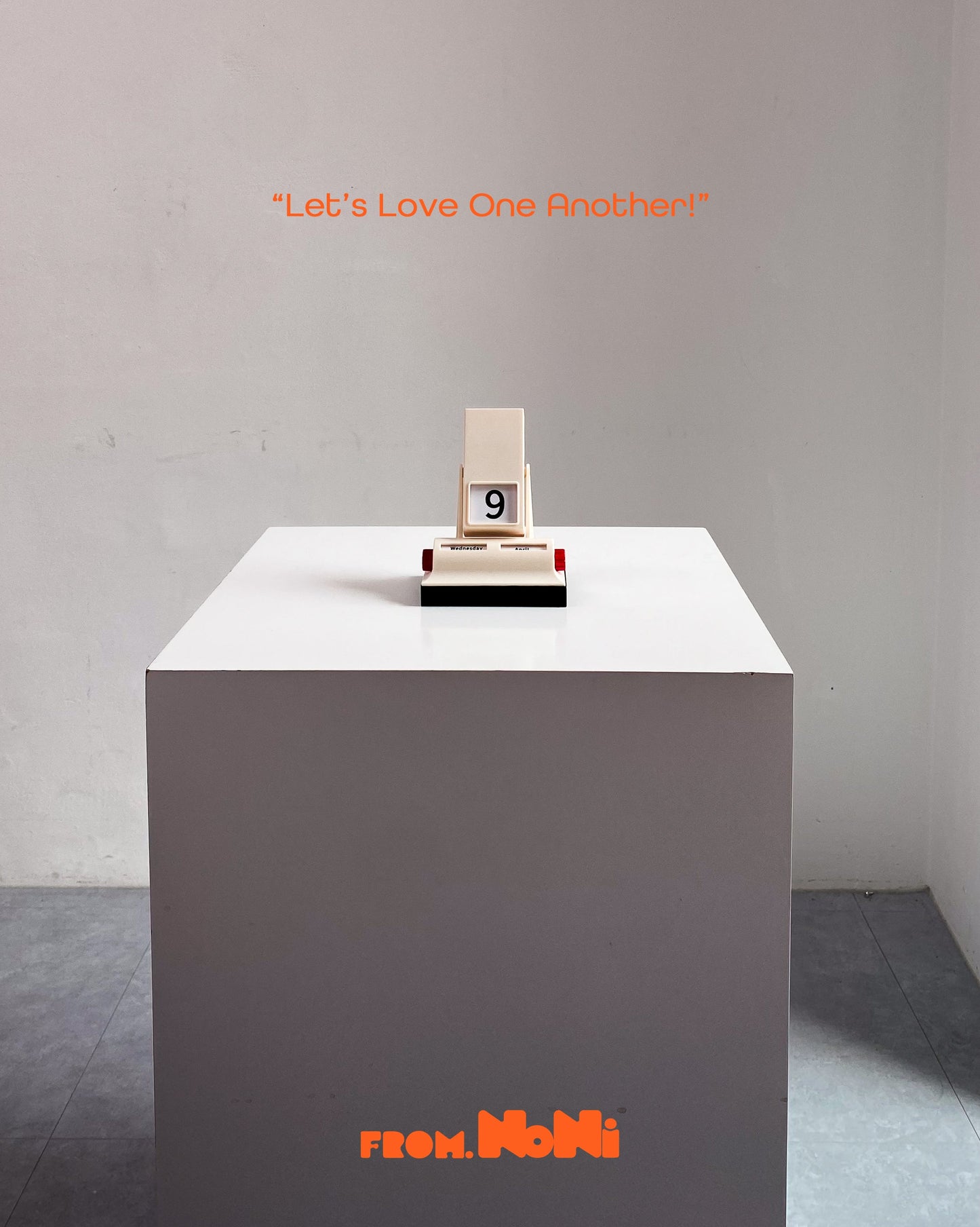 Retro flip perpetual desk calendar with rotating knobs for days, months, and date – perfect for home office or gift use.