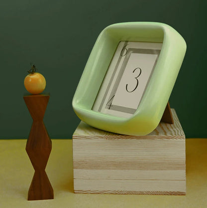 Modern Minimalist Photo Frame