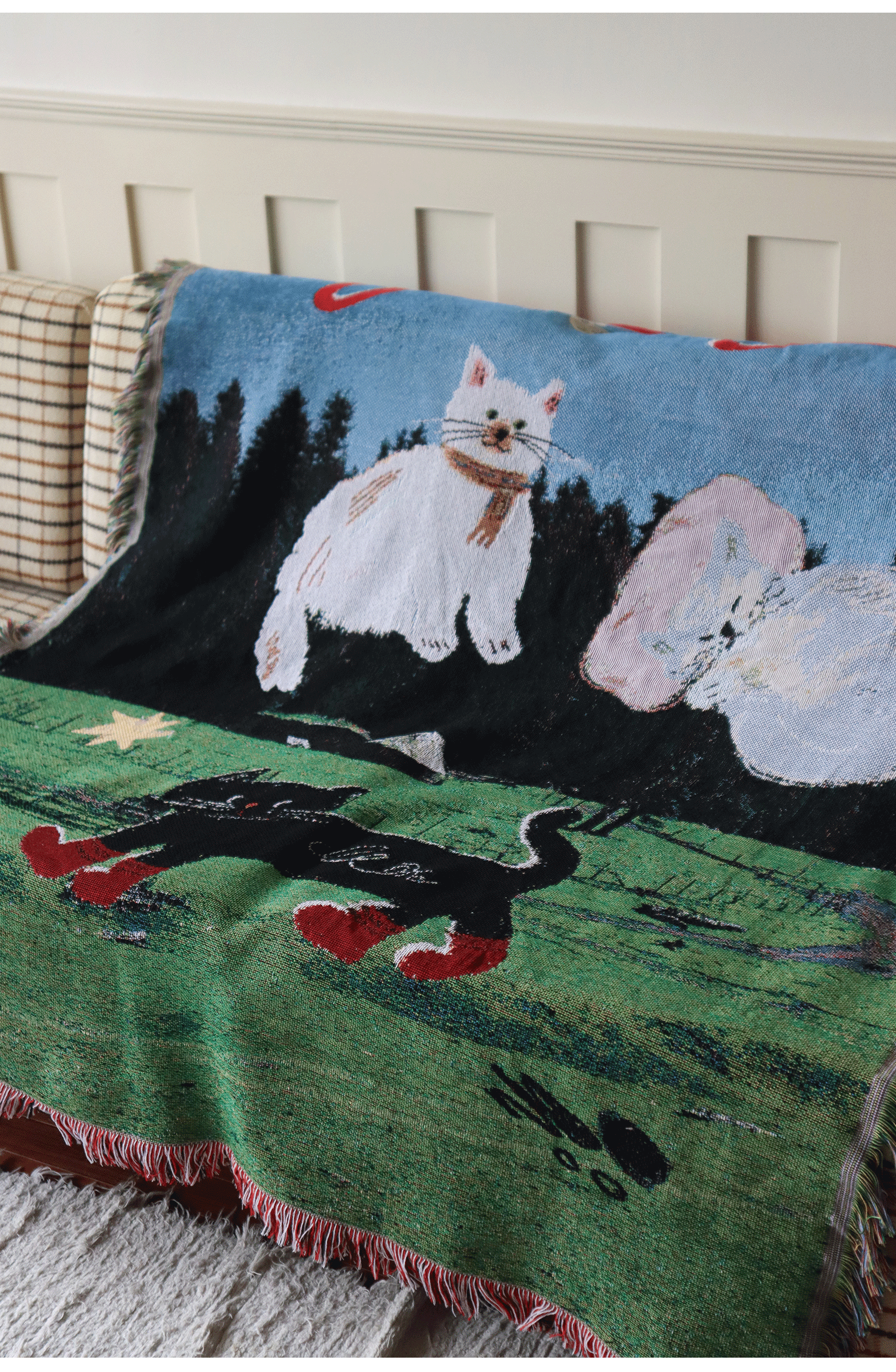 goodfornothing is good for nothing, kitten art tapestry, sofa blanket, knitted blanket, picnic mat, ambiance blanket