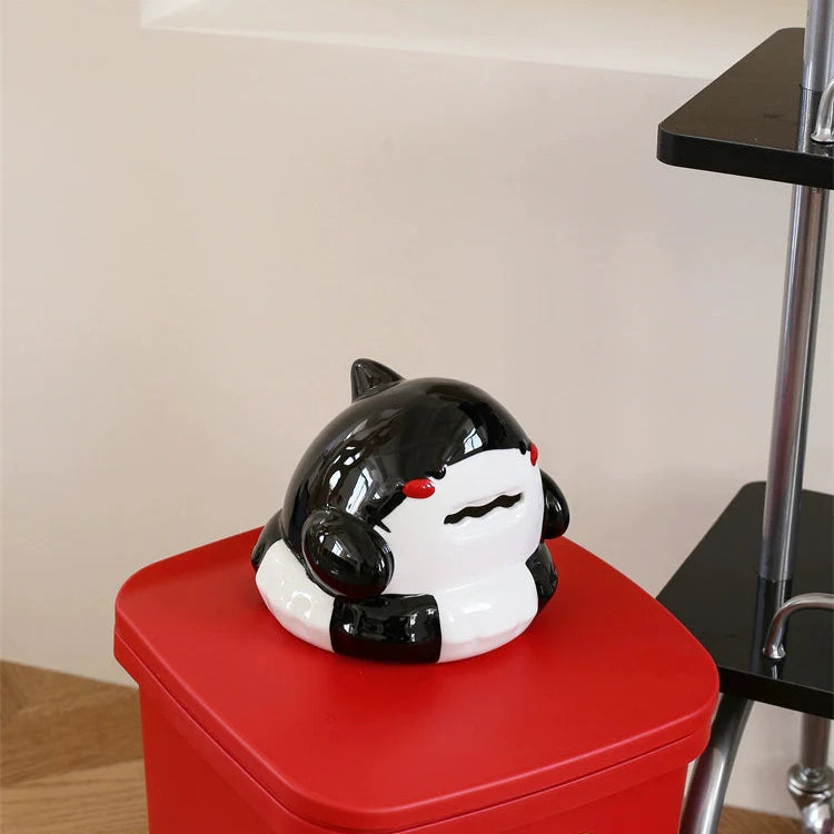 CMYD Original Design Creative Shark Piggy Bank Cartoon Ceramic Piggy Bank Christmas Gift Table Decoration Ornament