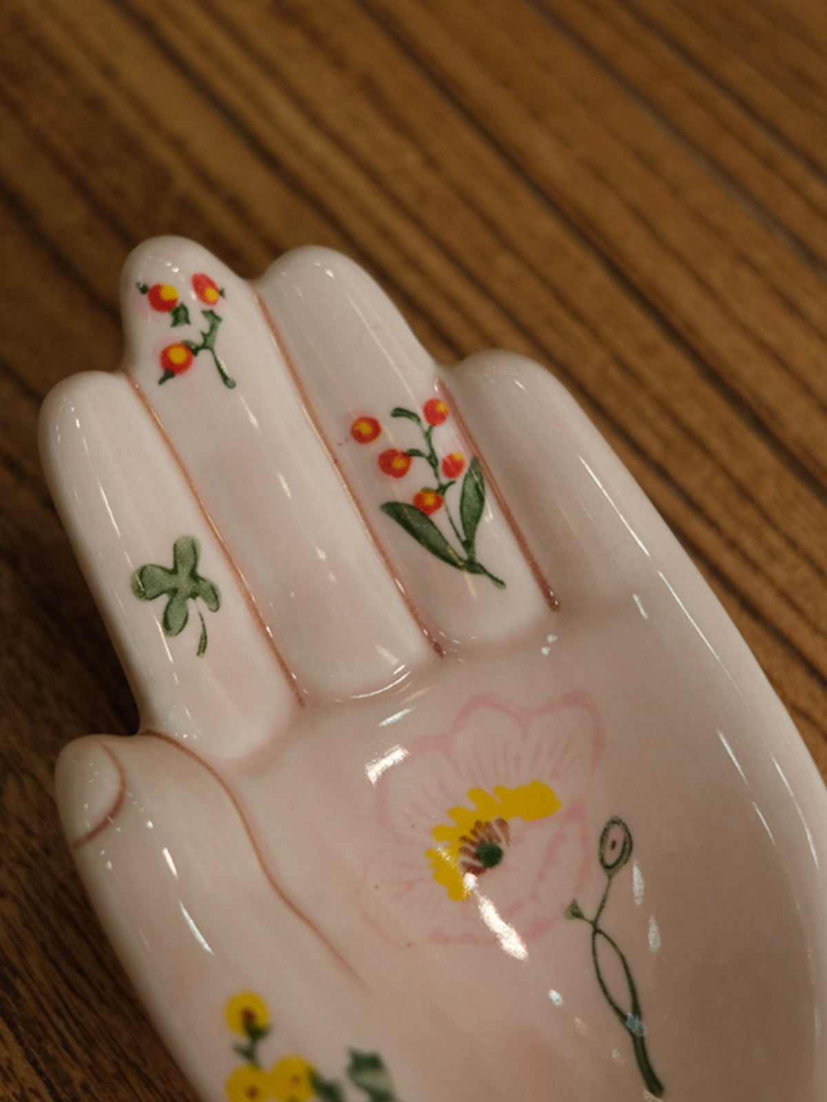 He mountain set. Free Shipping, Export Hand-painted Ceramic Palm, Creative Tray, Mini Storage Jewelry Plate, Model House