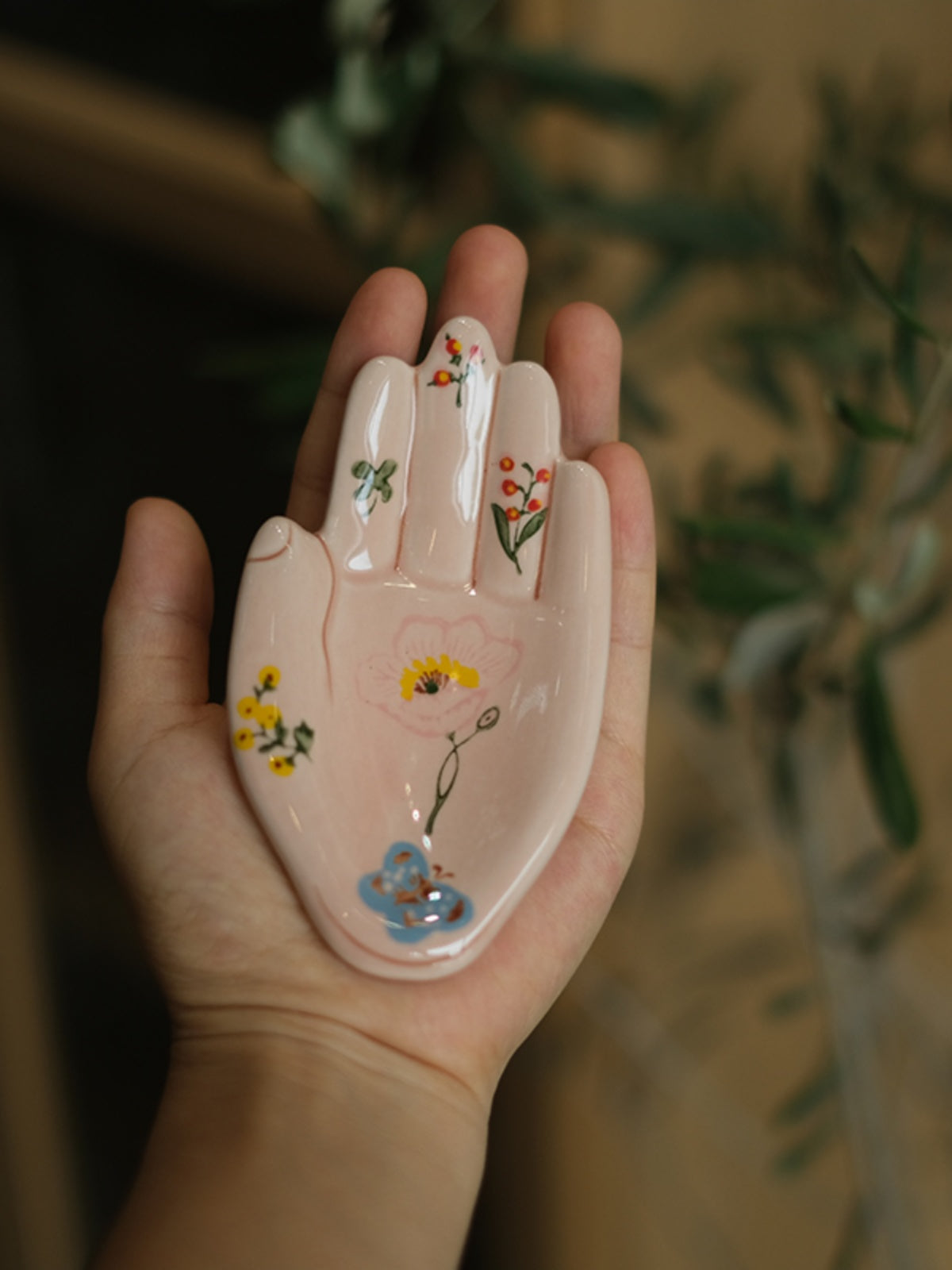 Hand-Painted Palm-Shaped Ceramic Jewelry Tray