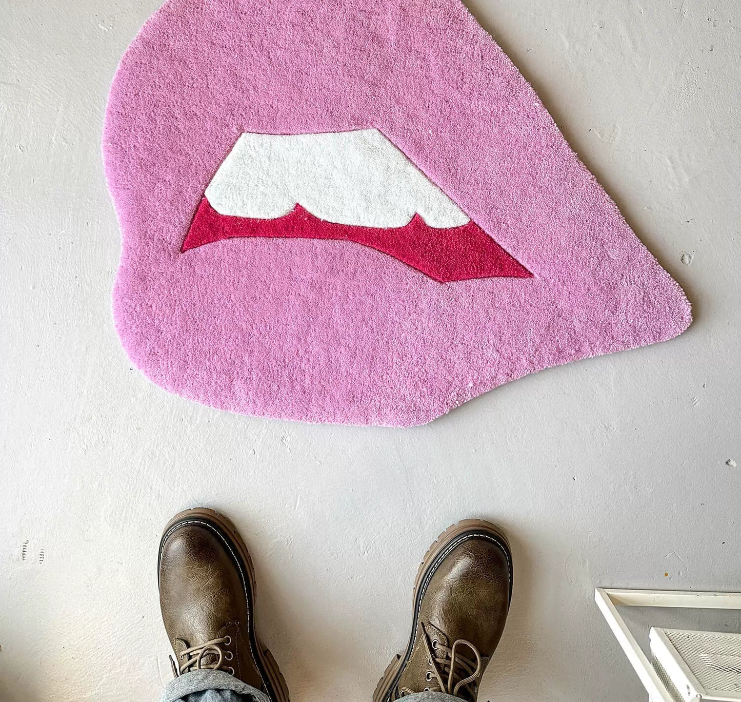 Funky Lip-Shaped Wall & Floor Mat