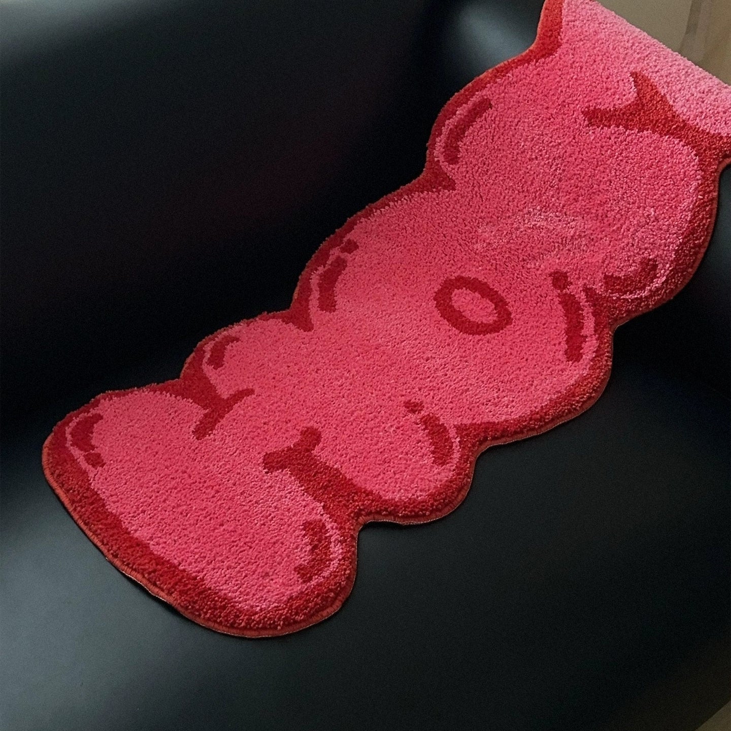 Original handwritten bubble body lettering plush floor mat tufted thickened bedroom bedside blanket bathroom anti-slip mat tapestry