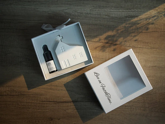 Church-Shaped Plaster Diffuser Gift Set