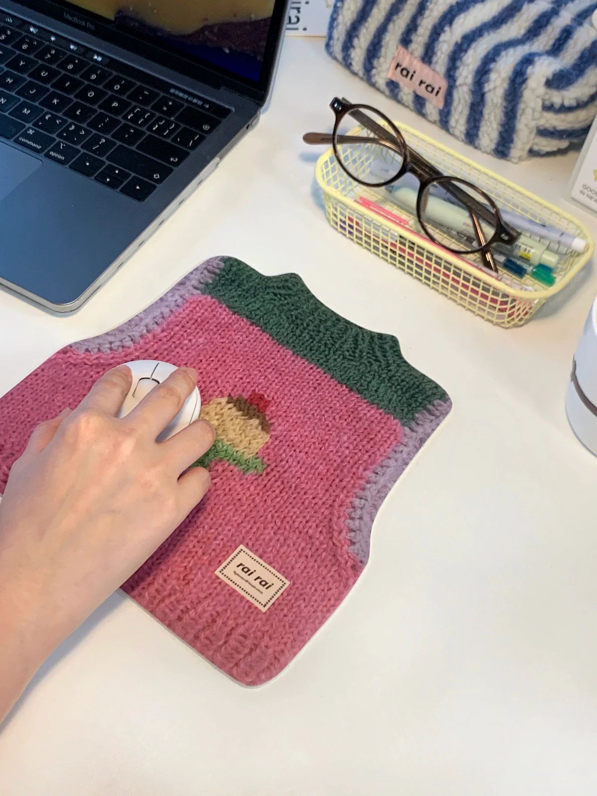 Rairai Original Niche Portable Non-slip Cute Girls Knit Sweater Small Office Desk Pad Mouse Pad