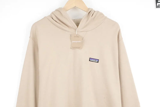 (New with Tags) Patagonia Hoodie (Size XL)