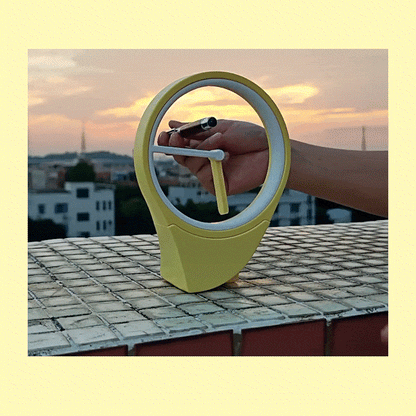 Floating Hands Gravity Clock