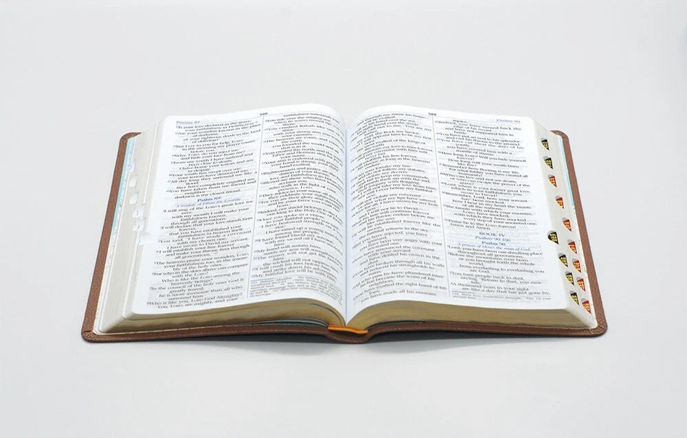 NIV English Bible | Medium Hardcover | Khaki Gray PU Cover | Text Only