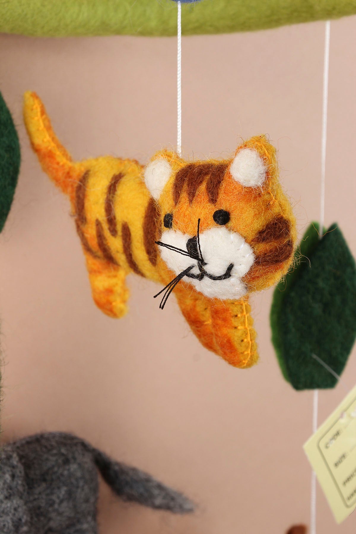 safari-animal-baby-mobile-handmade-wool-lion-zebra-elephant-giraffe-tiger