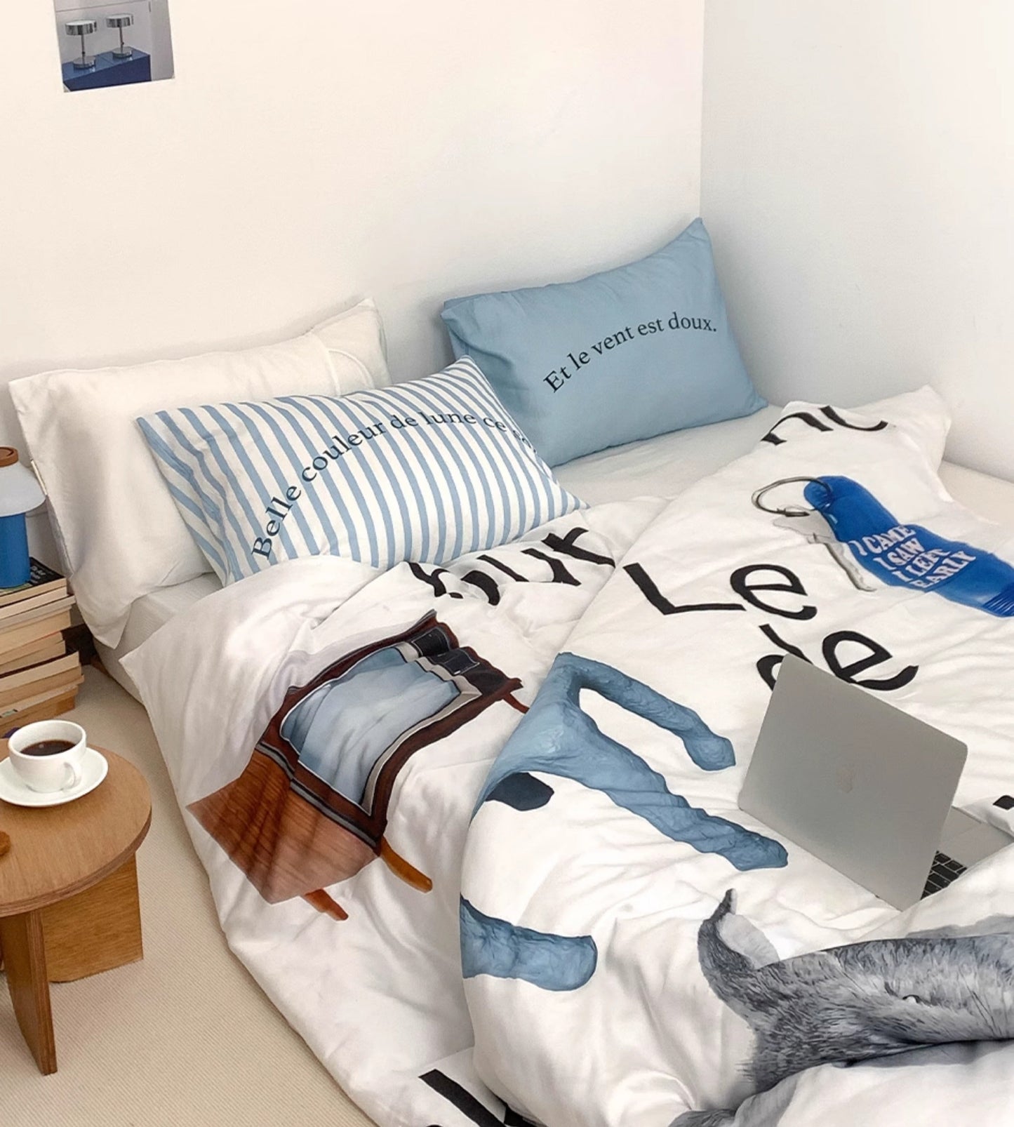 Aesthetic bedroom setup with the set